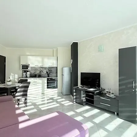 Atlantis Nikol Apartment Burgas City