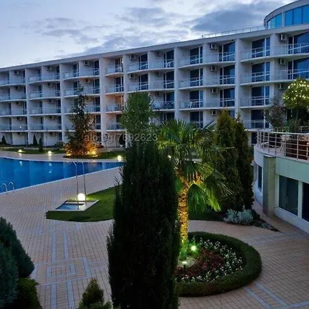 Atlantis Nikol Daire Burgaz
