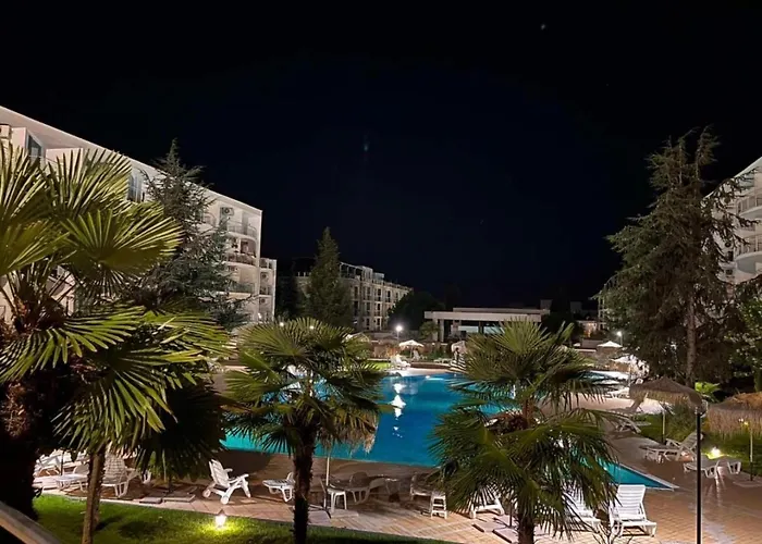 Atlantis Nikol *