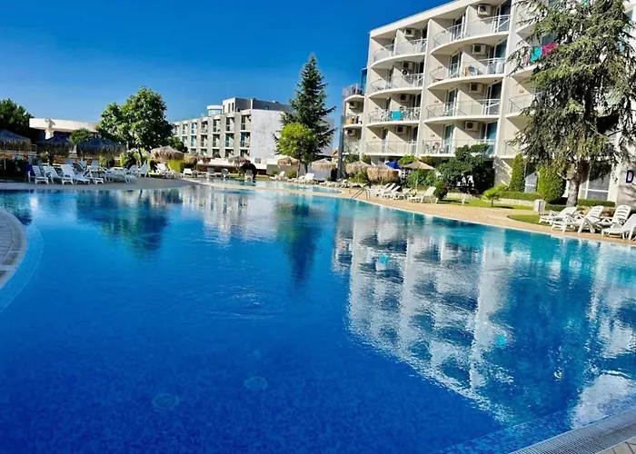 Atlantis Nikol *