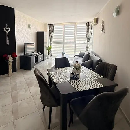 Atlantis Nikol Apartment